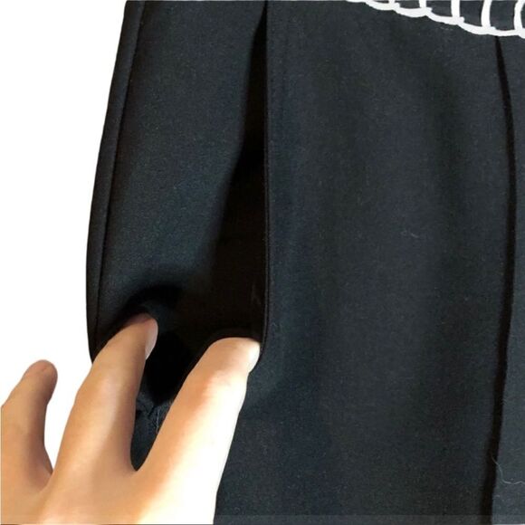 Bebe black dress pants with white stitching - Picture 3 of 11